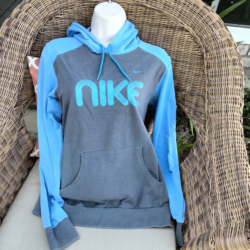 Nike hooded sweatshirt M - Picture 5 of 11